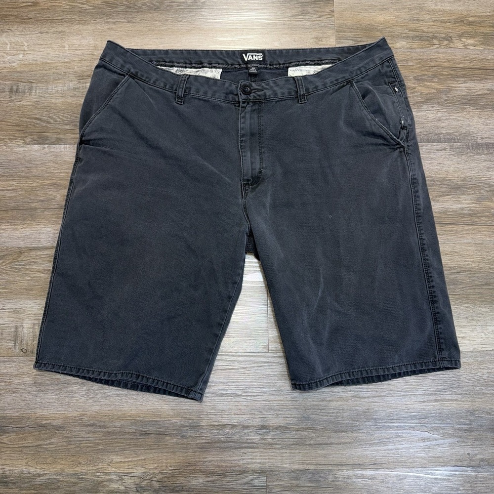 Vans Authentic Chino Baggy Black Faded Shorts Mens W38 Relaxed Loose-Fitting